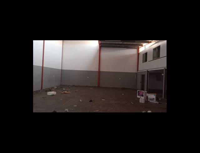 401M² MINI FACTORY TO LET IN SPRINGFIELD PARK